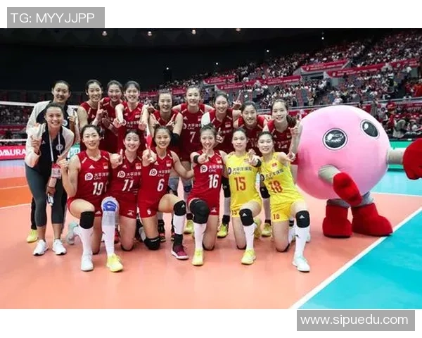 2019年世界杯中国女排对阵美国队精彩直播回顾与分析