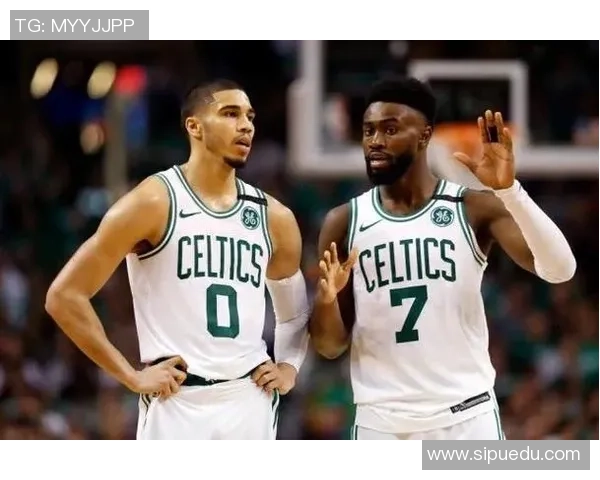 火箭队与凯尔特人激战回顾：2018年12月28日的精彩对决与赛后分析