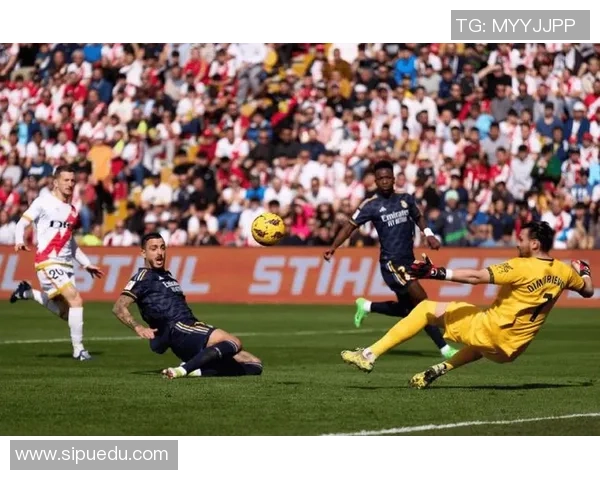 巴塞罗那本赛季进攻端火力全开,17轮狂揽49球,场均近3球震慑西甲 巴塞罗那本赛季进攻端火力全开,17轮狂揽49球,场均近3球震慑西甲